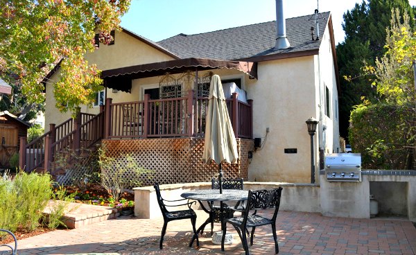 BBQ Area in Backyard Home BBQ Area