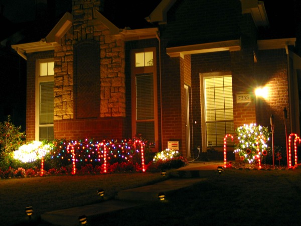 Christmas Decoration Hacks | Bob's Handyman Services