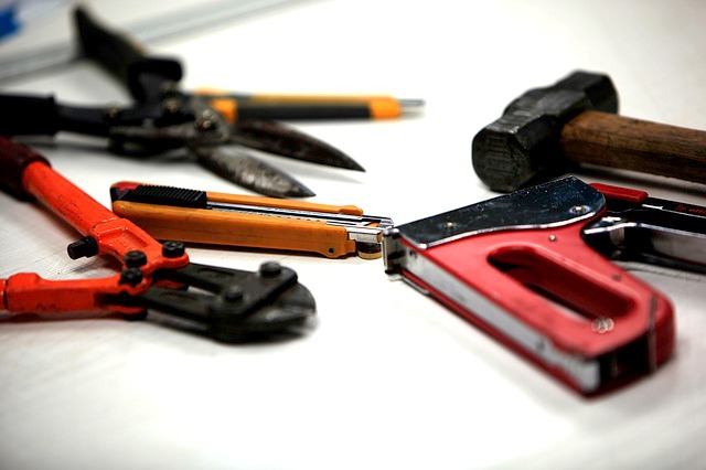 Tools For Small Fixes at Your Home Handyman Tool Set