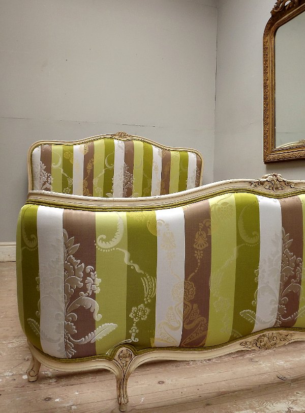 Vintage Bed Classic Vintage Bed