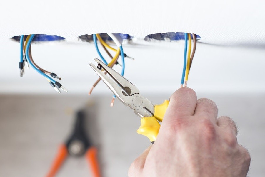 bobs light fixture installation and repair